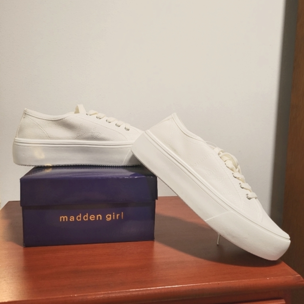 Steve Madden Shoes